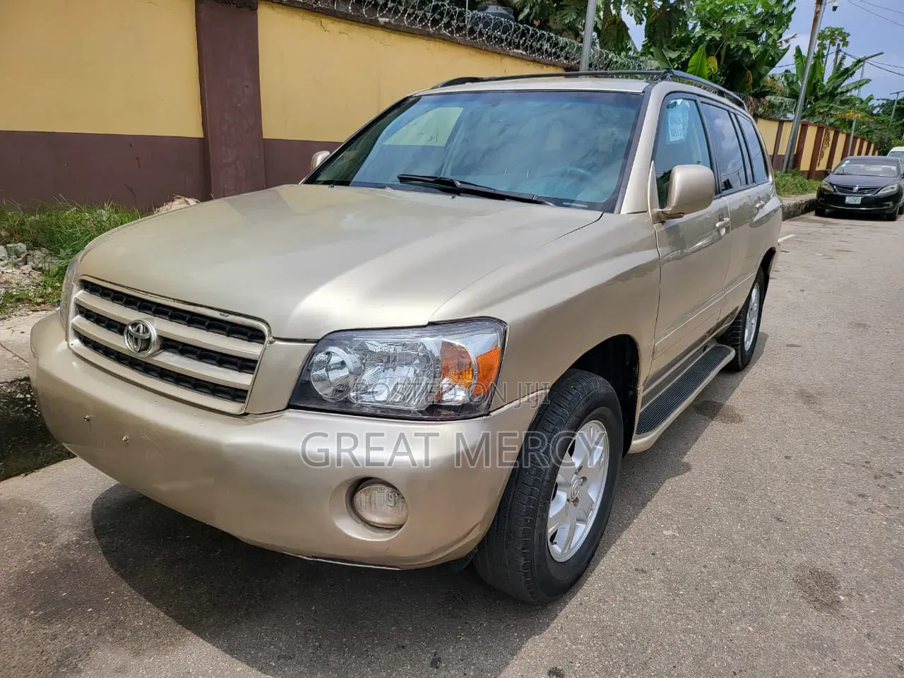 Toyota Highlander 2004 Gold