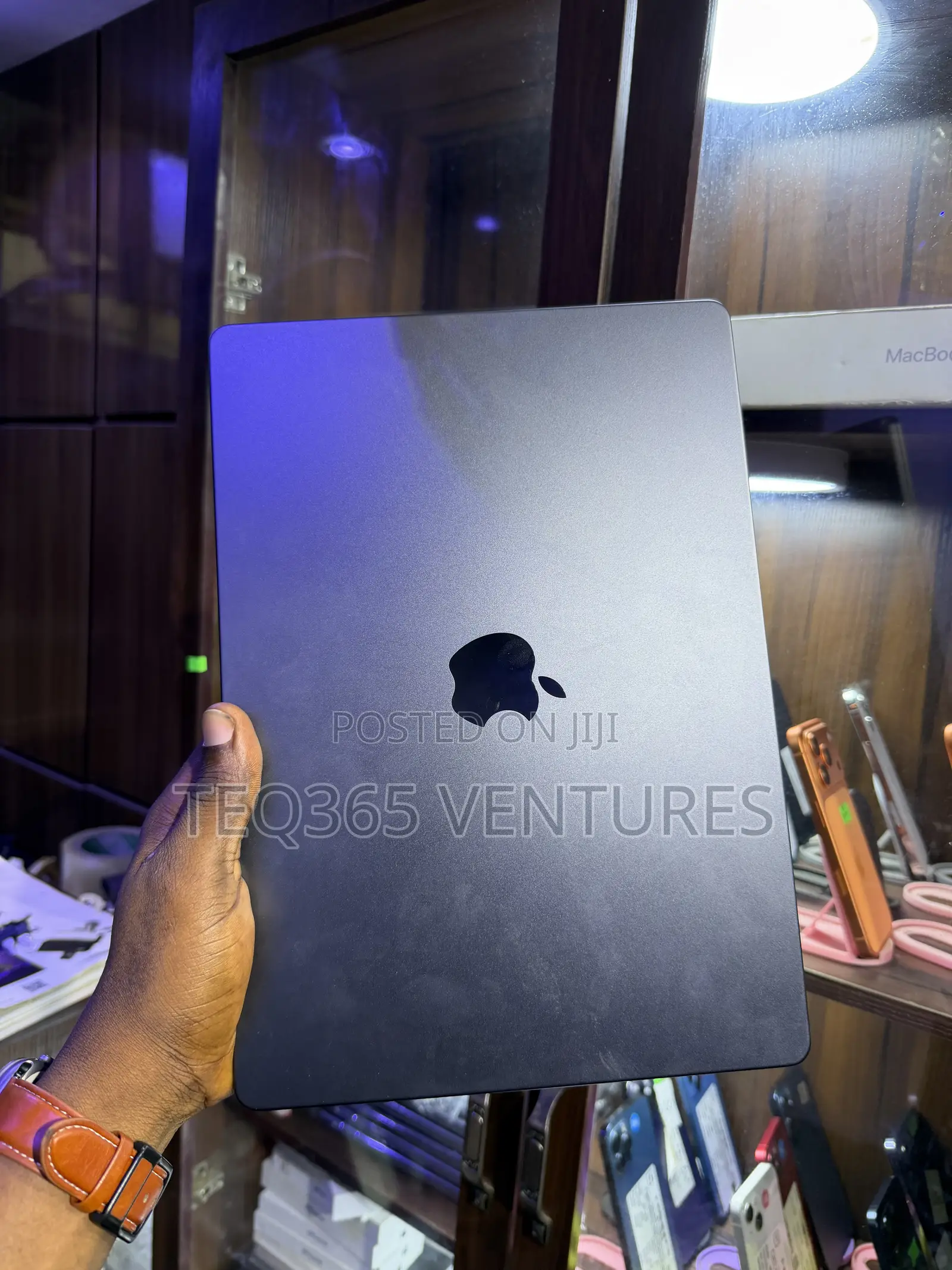 Laptop Apple MacBook Pro 2026 M5 Pro 24GB Apple M5 Pro SSD 1T