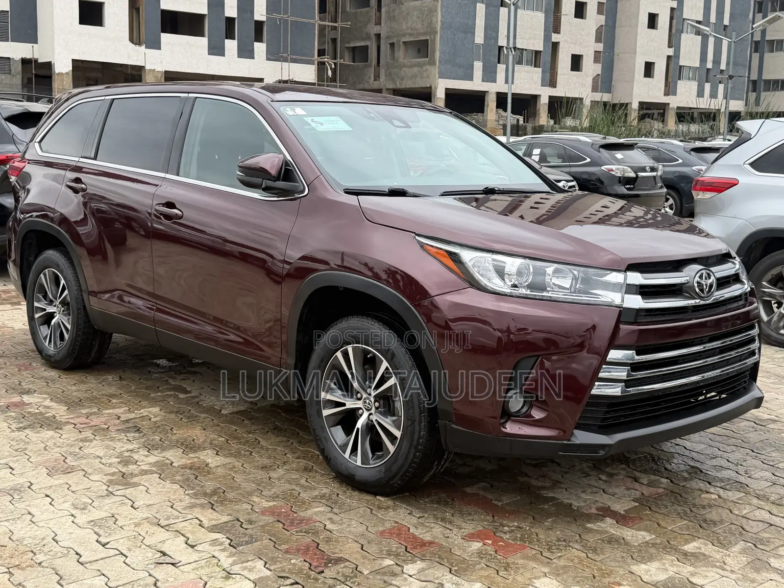 Toyota Highlander LE V6 2019 Burgundy