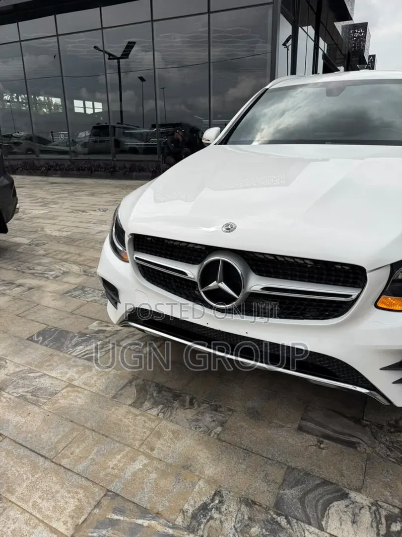 Mercedes-Benz GLC-Class 2019 White