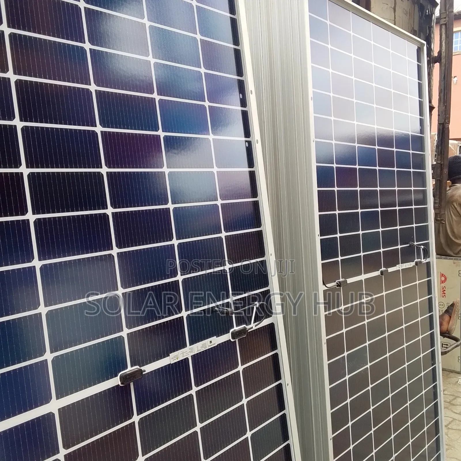 585w Solar Panels