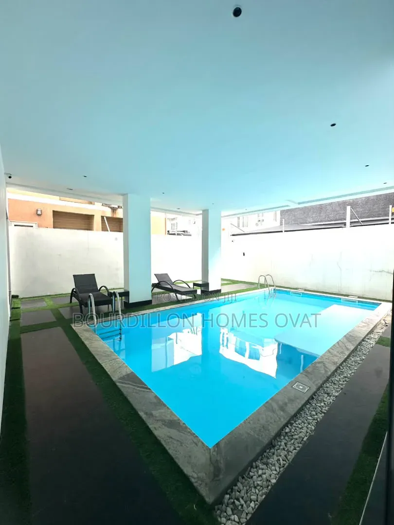 2bdrm Apartment in Lekki Phase 1 Lagos for sale