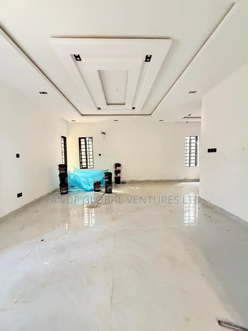 4bdrm Duplex in Gbagada for sale