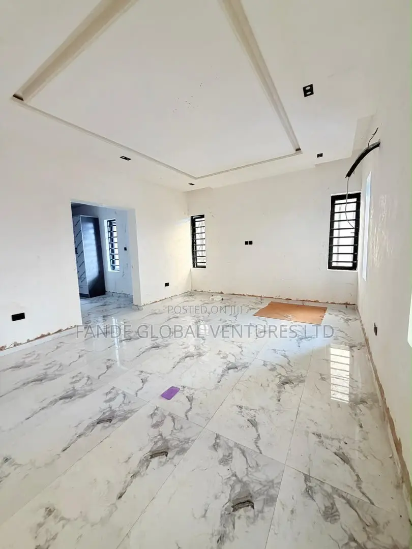 4bdrm Duplex in Gbagada for sale