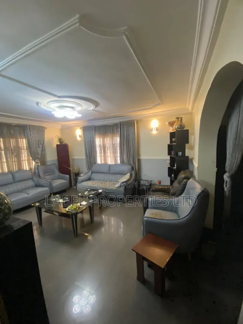 3bdrm Block of Flats in Maitama Main for sale