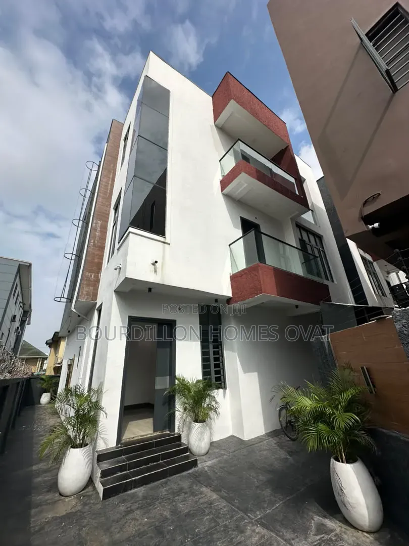 5bdrm Duplex in Lekki Phase 1 Lagos for sale