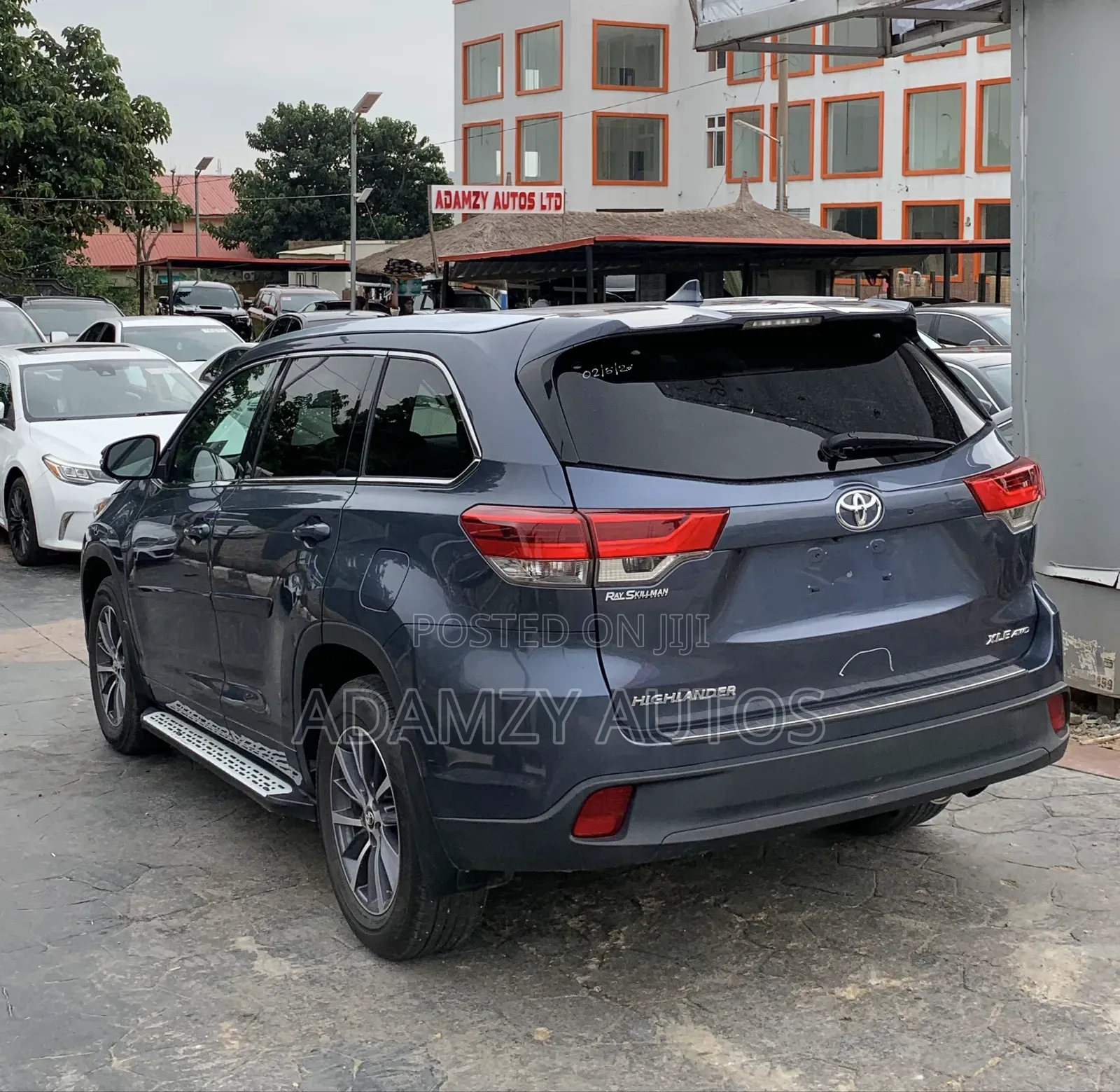 Toyota Highlander 2017 Blue