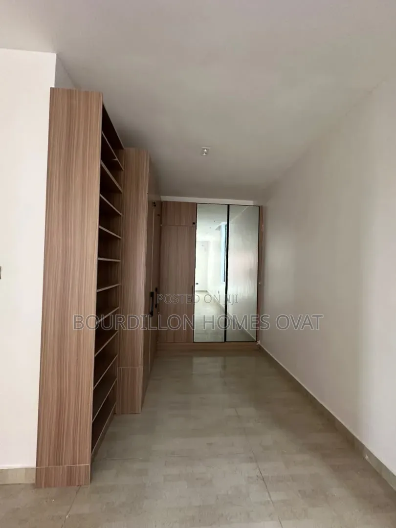 5bdrm Duplex in Lekki Phase 1 Lagos for sale