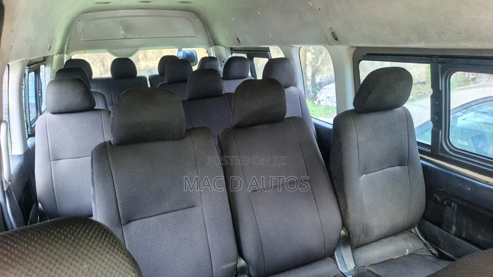 Toyota Grand HiAce 2002 White