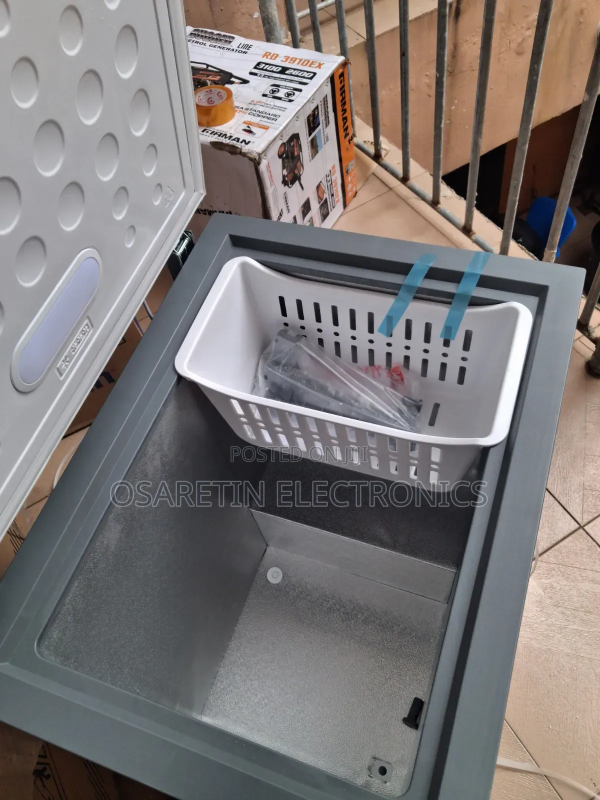 Skyrun Inverter Deep Freezer 145 Litre