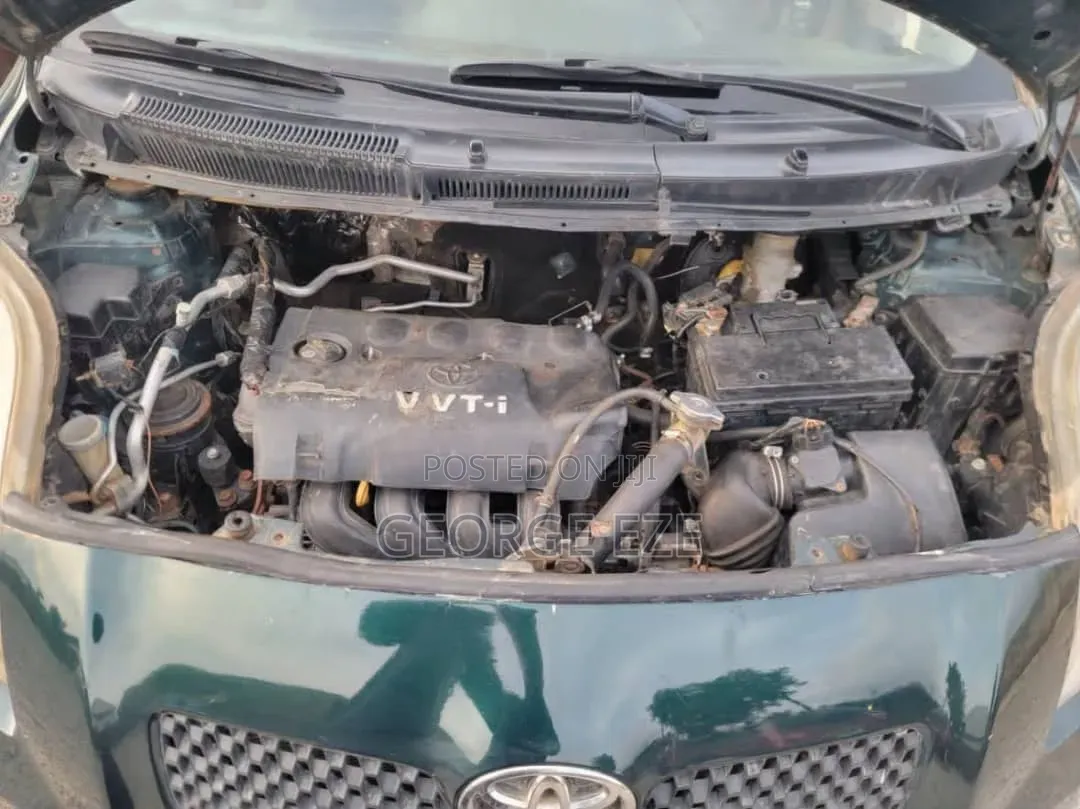 Toyota Yaris 2005 Green