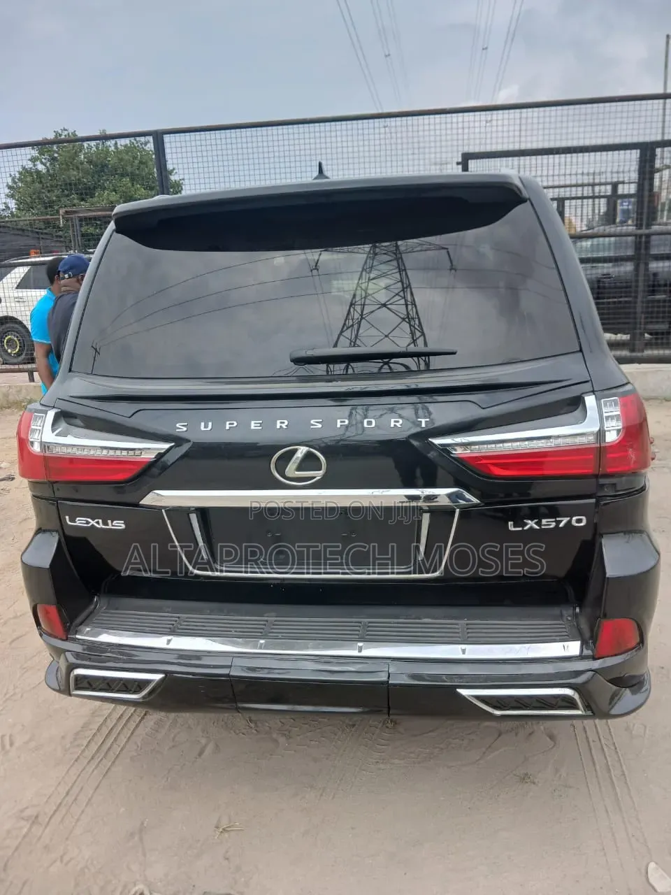 Lexus LX 570 2011 Black