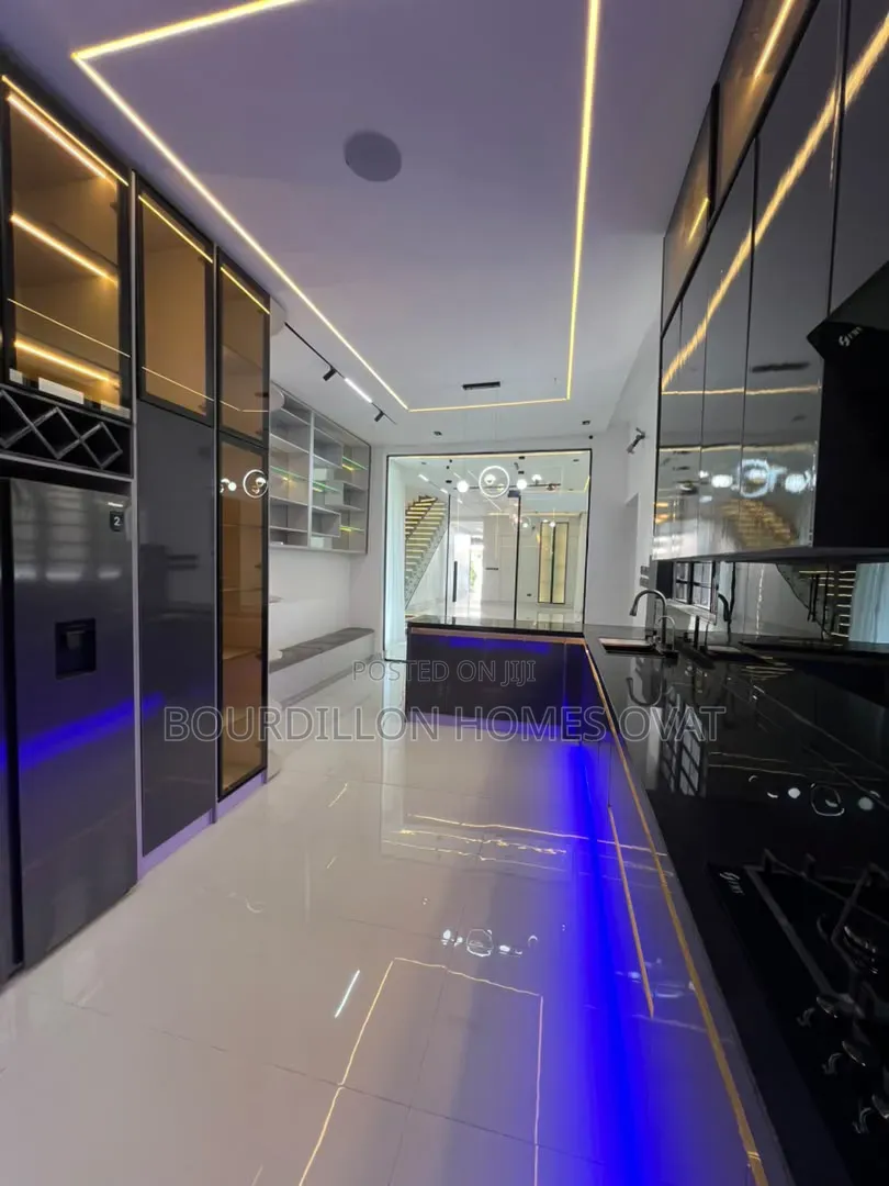 5bdrm Duplex in Orchid Lekki Lagos for sale