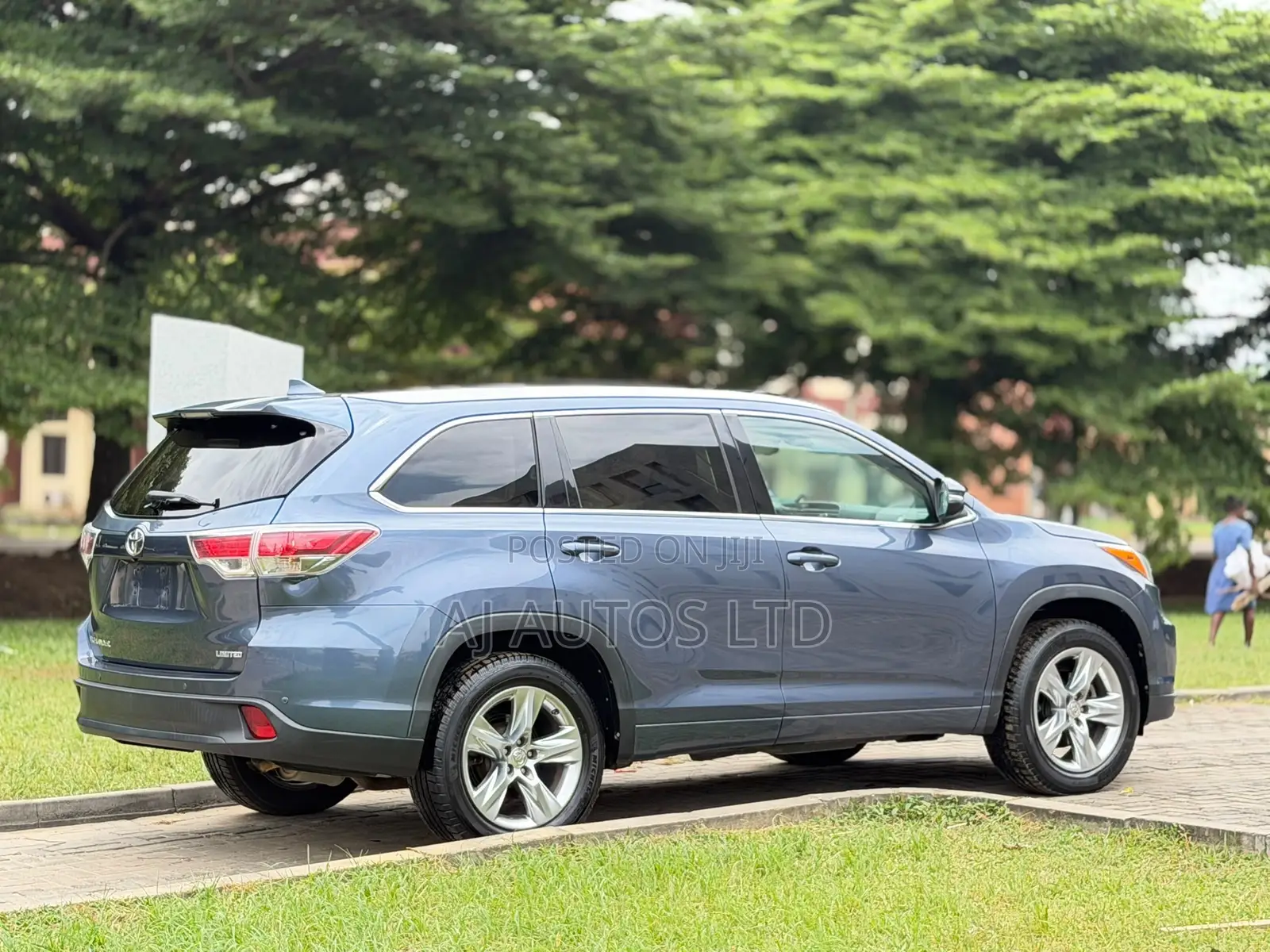 Toyota Highlander Limited Platinum 4dr SUV (3.5L 6cyl 6A) 2015 Blue