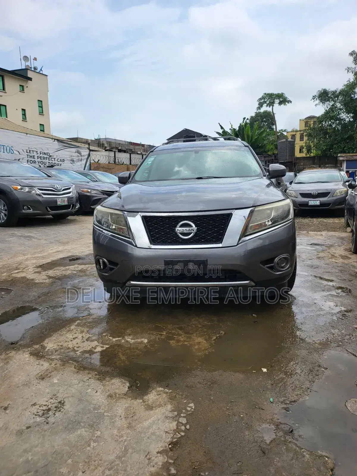 Nissan Pathfinder SL 4dr 4x4 (3.5L 6cyl) 2016 Gray