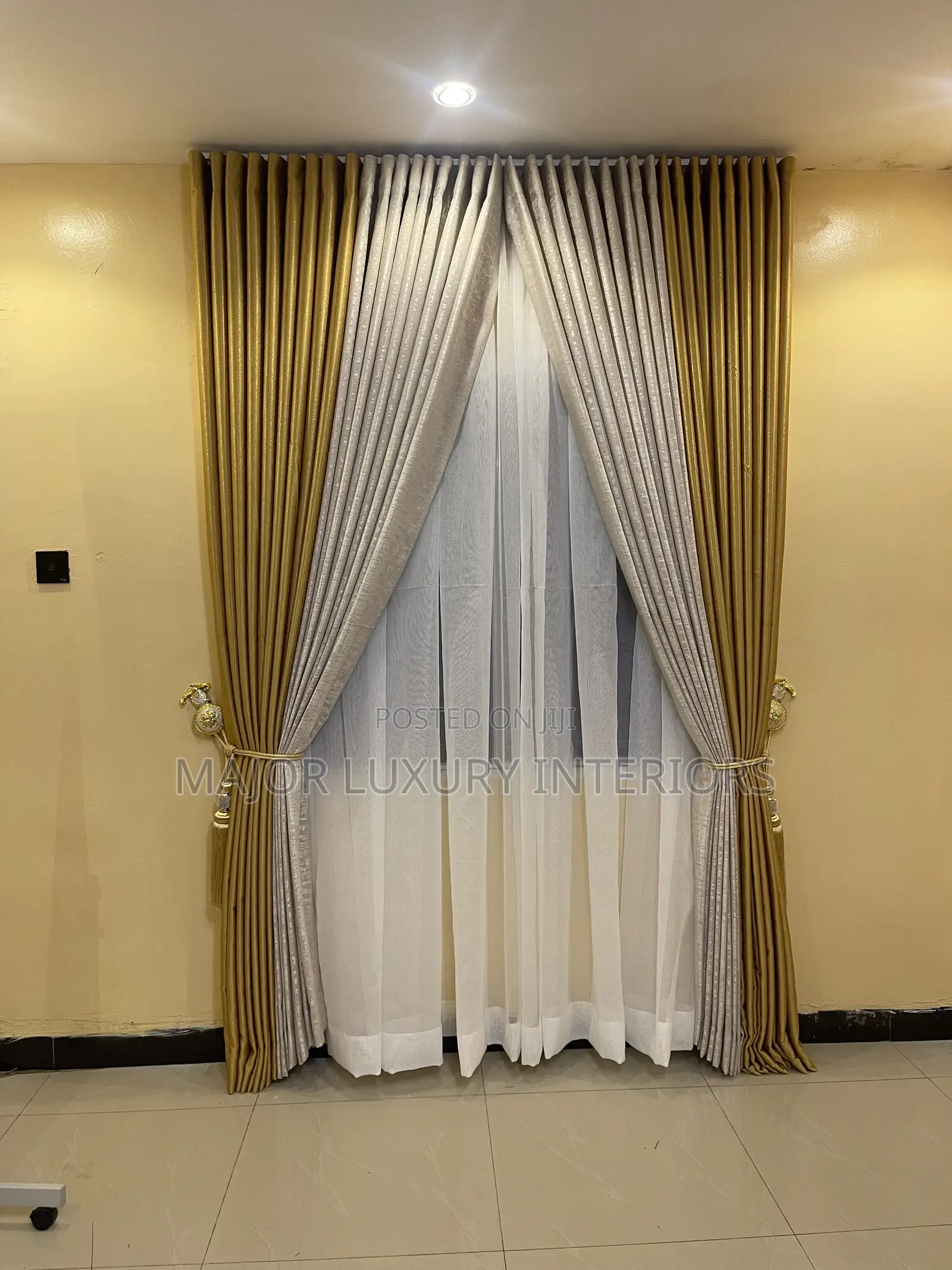 Highest Grade Turkey Wave Track Curtains