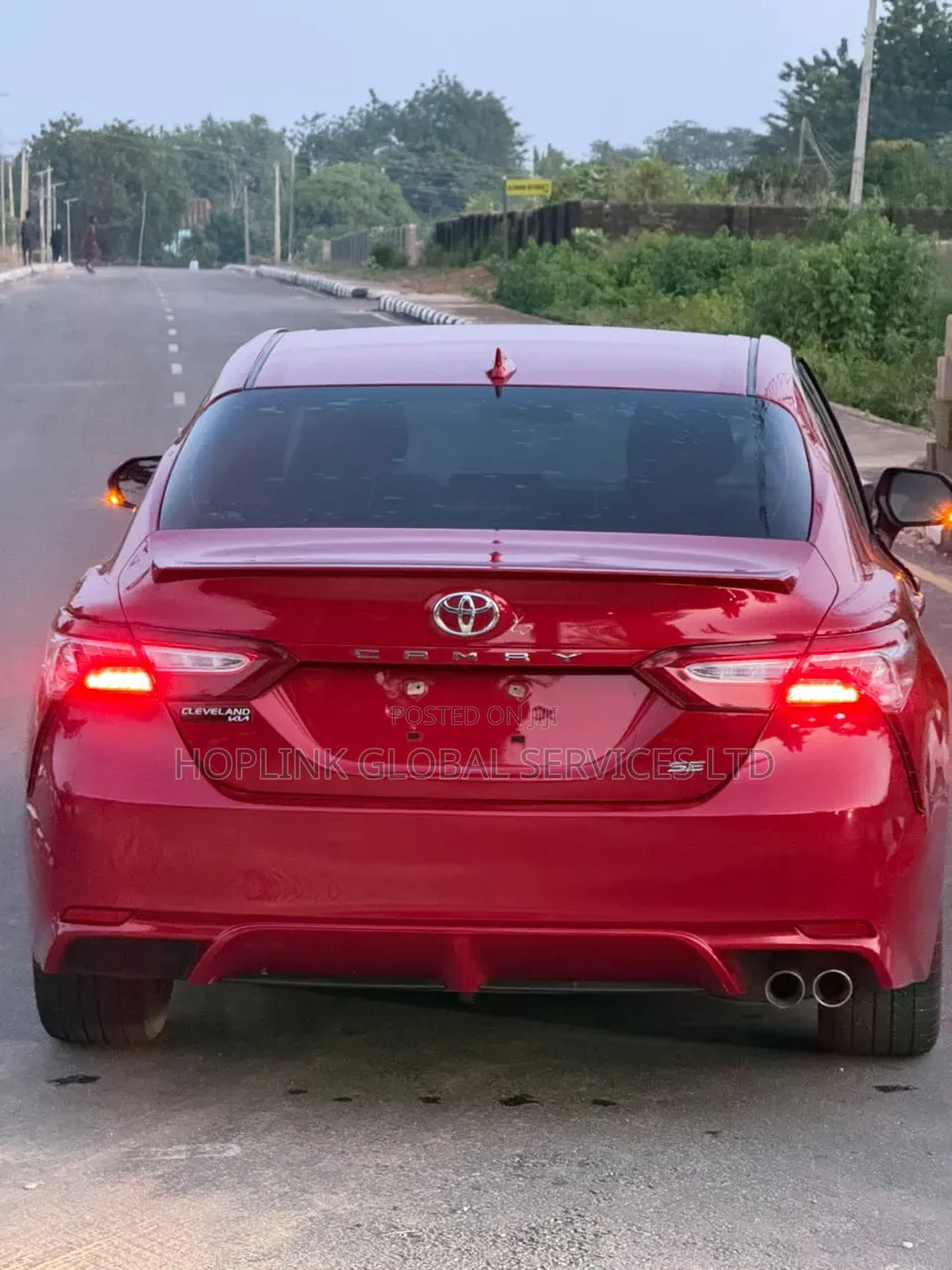 Toyota Camry 2020 Red