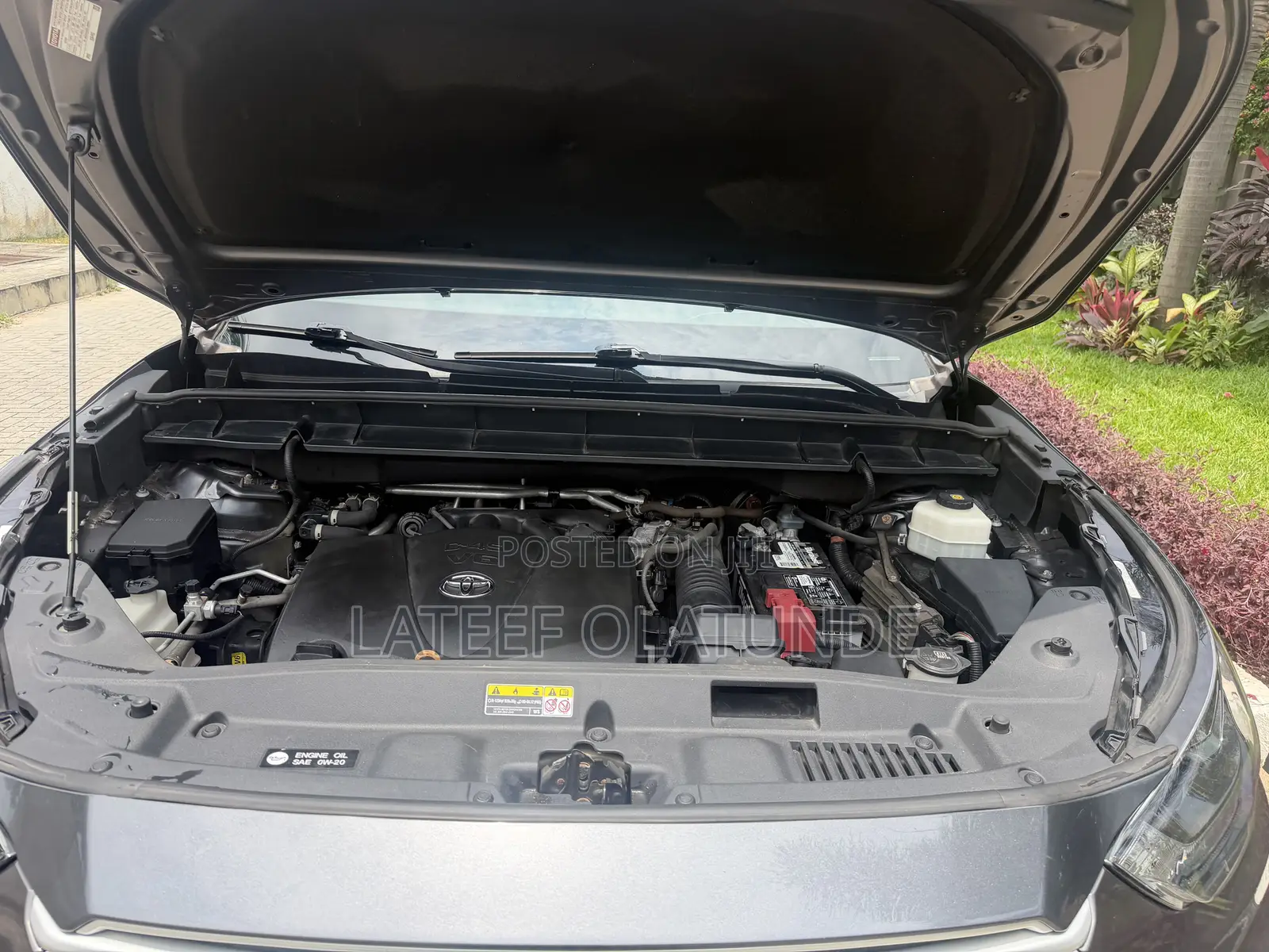 Toyota Highlander XLE 2021 Gray