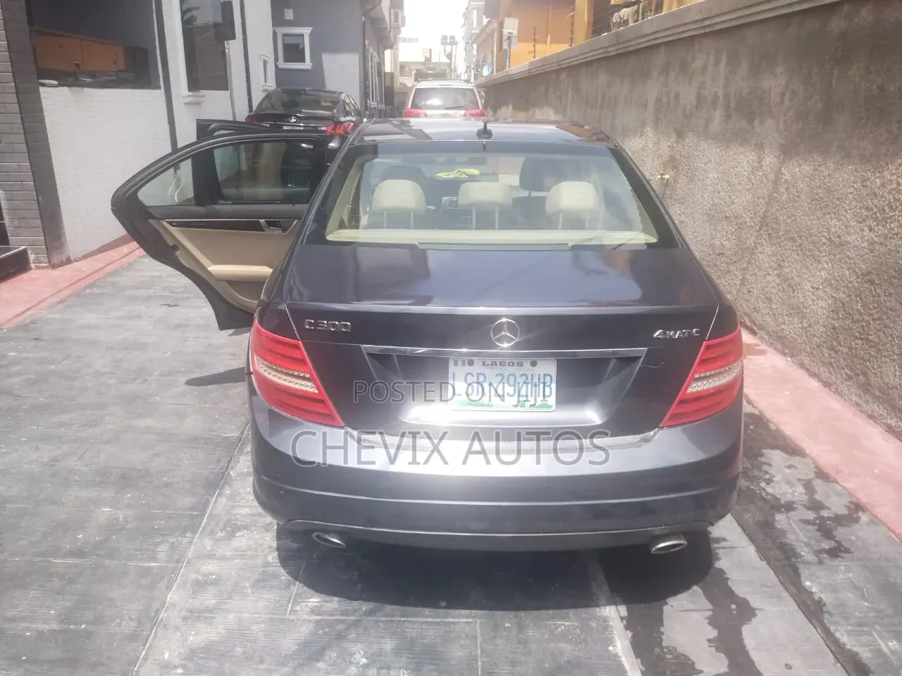 Mercedes-Benz C300 2013 Black