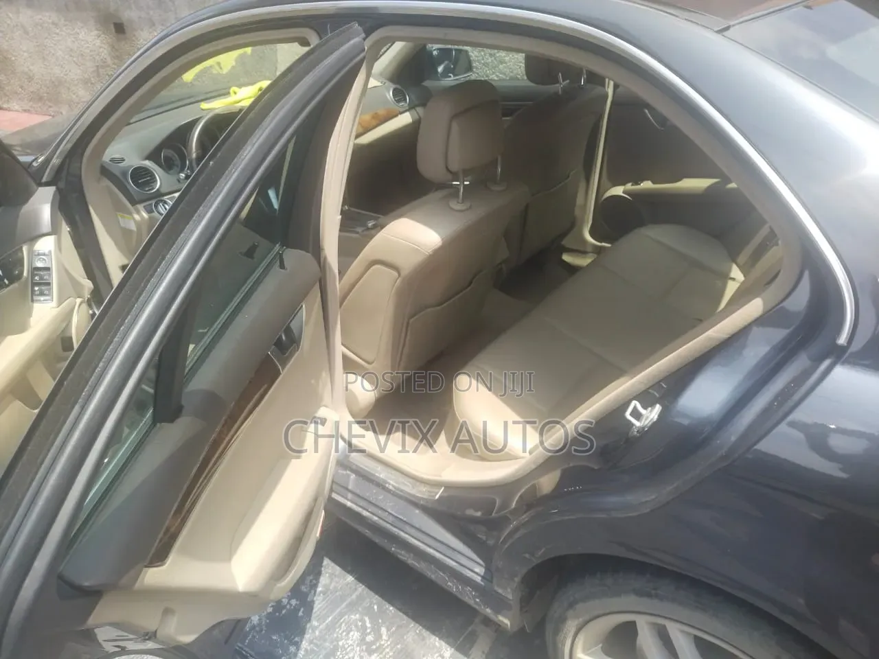 Mercedes-Benz C300 2013 Black
