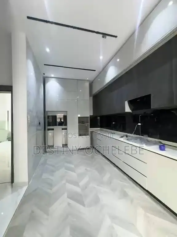 4bdrm Duplex in Guzape for sale