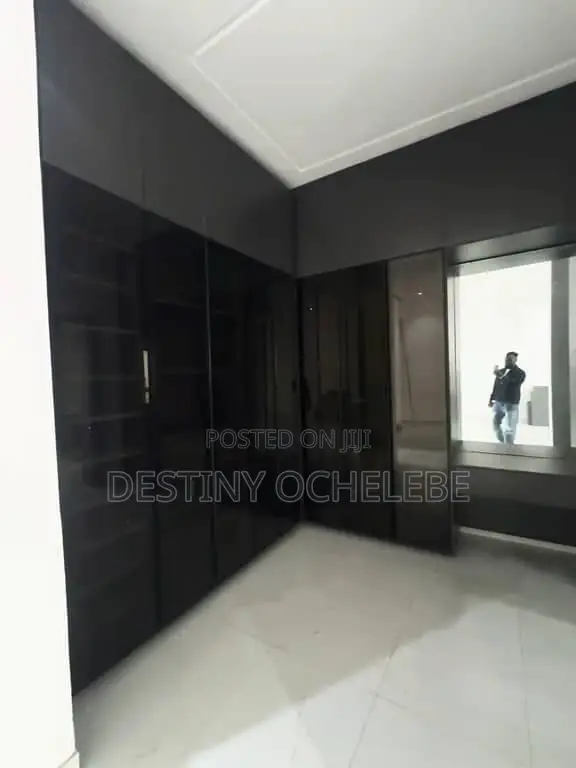 4bdrm Duplex in Guzape for sale