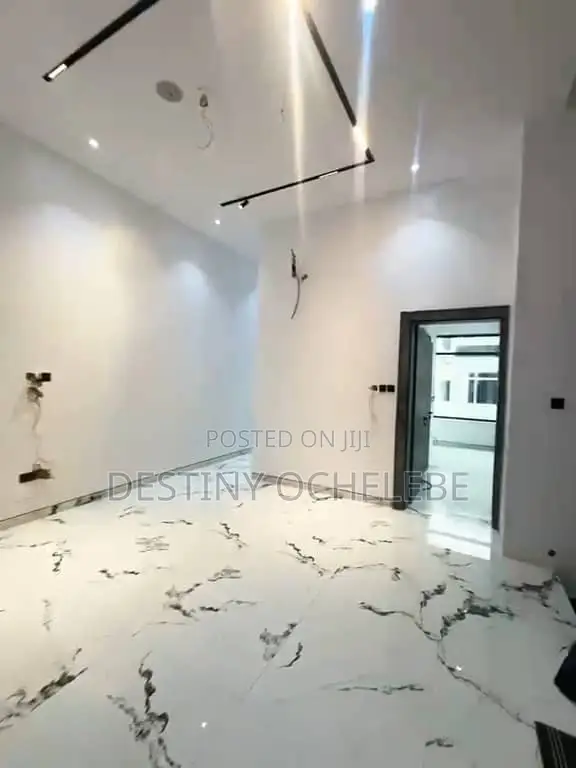 4bdrm Duplex in Guzape for sale