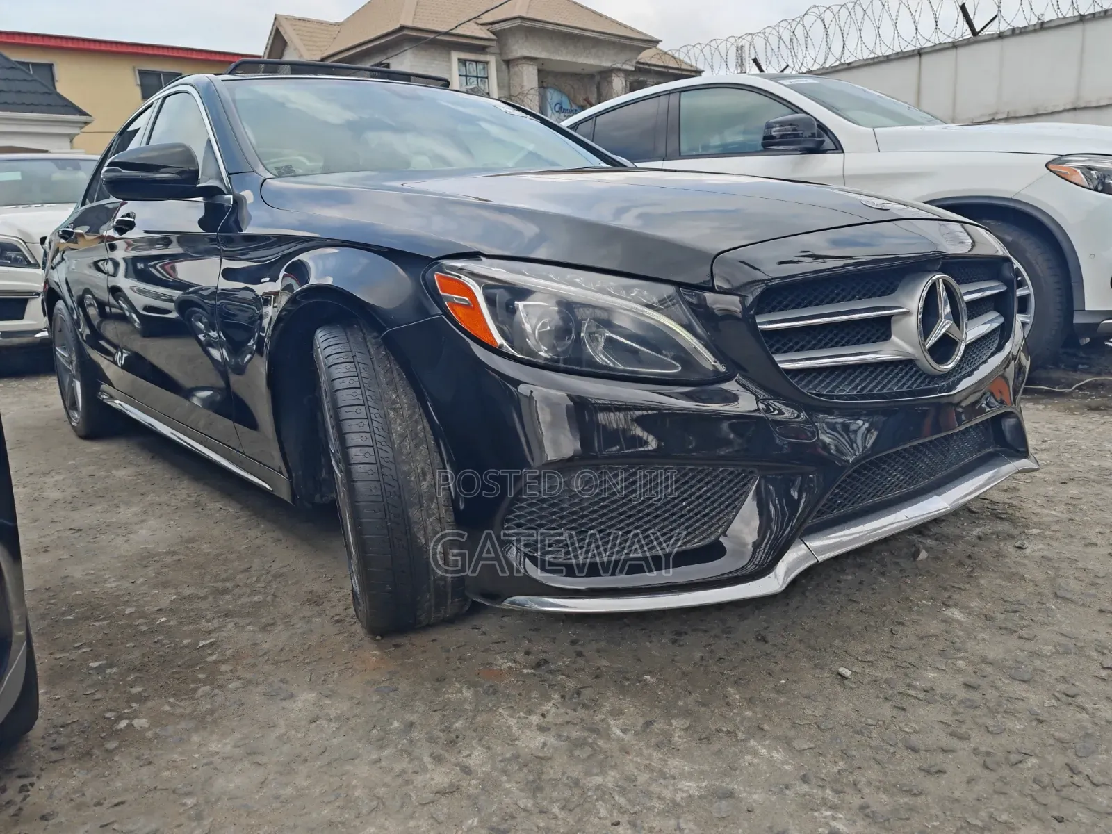 Mercedes-Benz C300 2016 Black