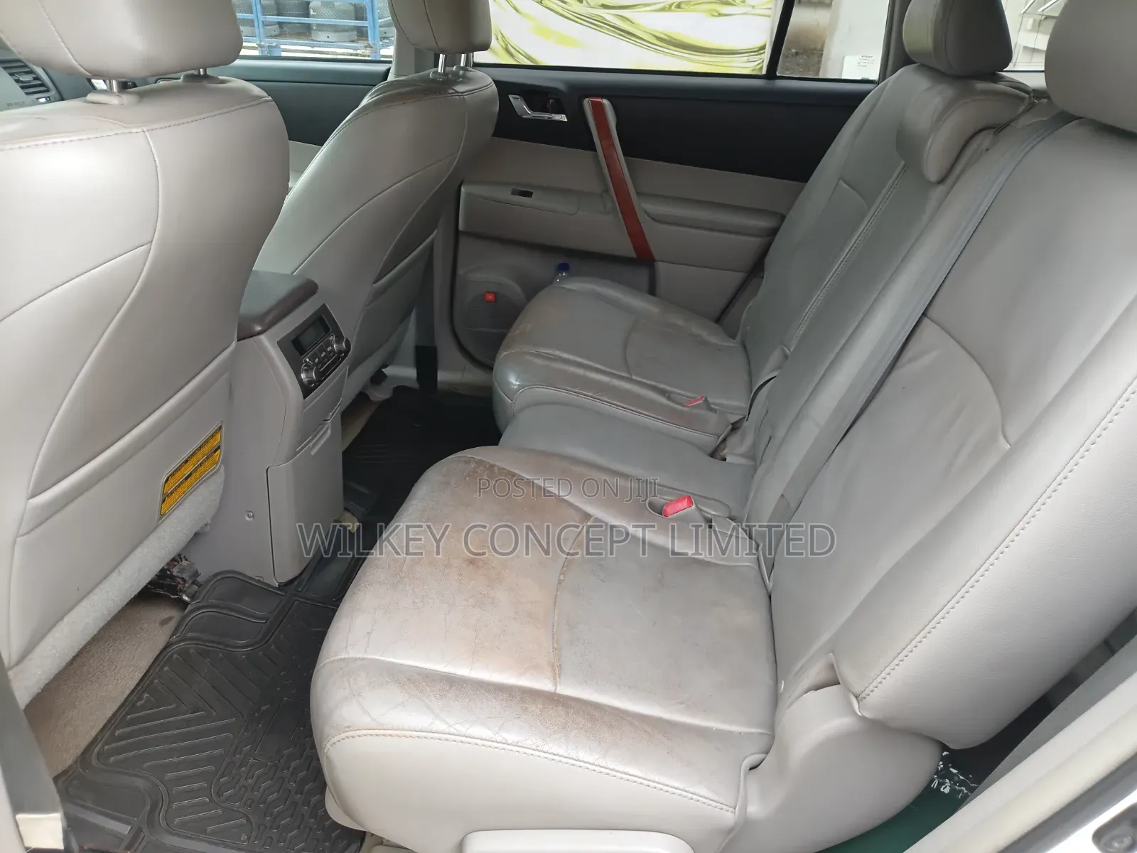 Toyota Highlander Limited 2010 White