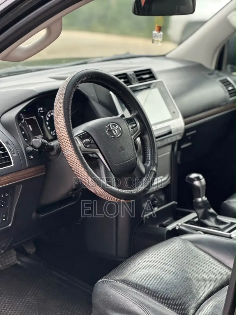 Toyota Land Cruiser Prado 2019 Black