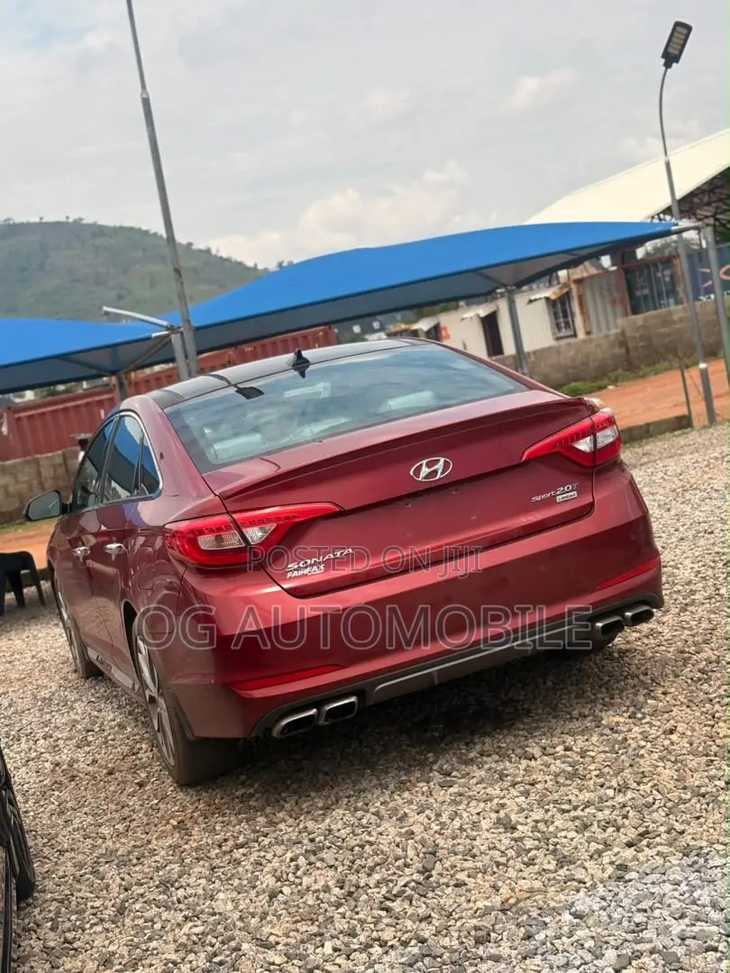 Hyundai Sonata Sport 2.0T Sedan FWD (2.0L 4cyl 6A) 2016 Red