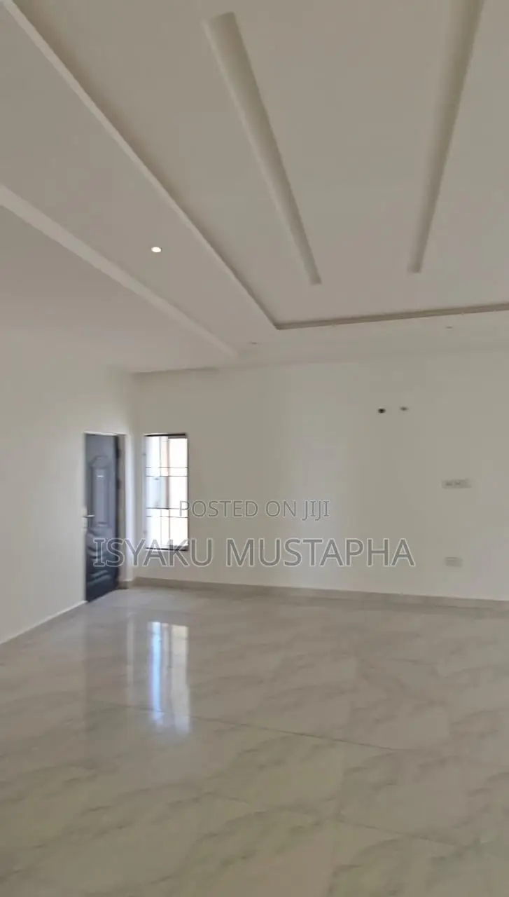 5bdrm Duplex in Peachville Gardens, Kaura for rent