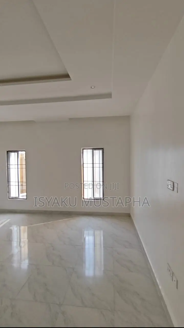 5bdrm Duplex in Peachville Gardens, Kaura for rent