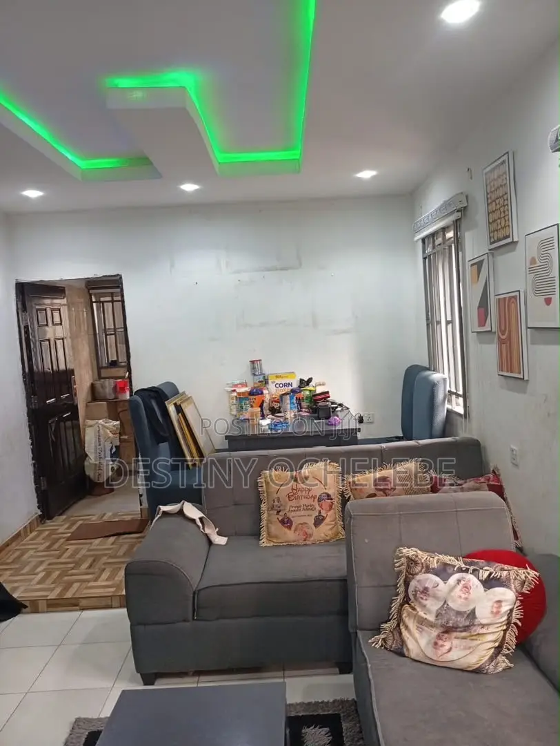 Furnished 2bdrm Apartment in Piwoyi Airport Road, Lugbe District