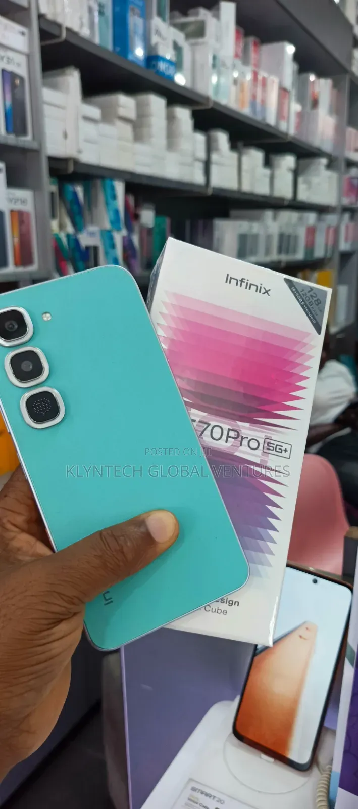 New Infinix Hot 70 Pro 5G+ 256 GB Blue