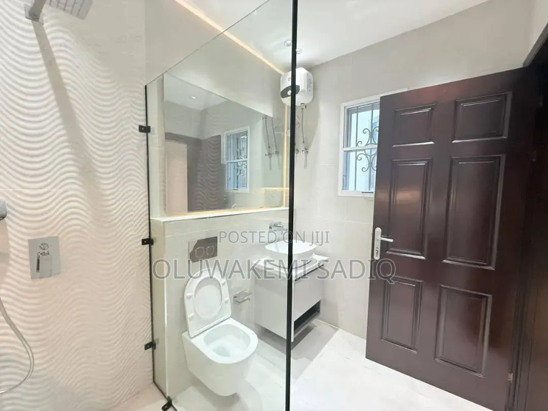 Furnished 5bdrm Apartment in Ikoyi Banana Island for rent