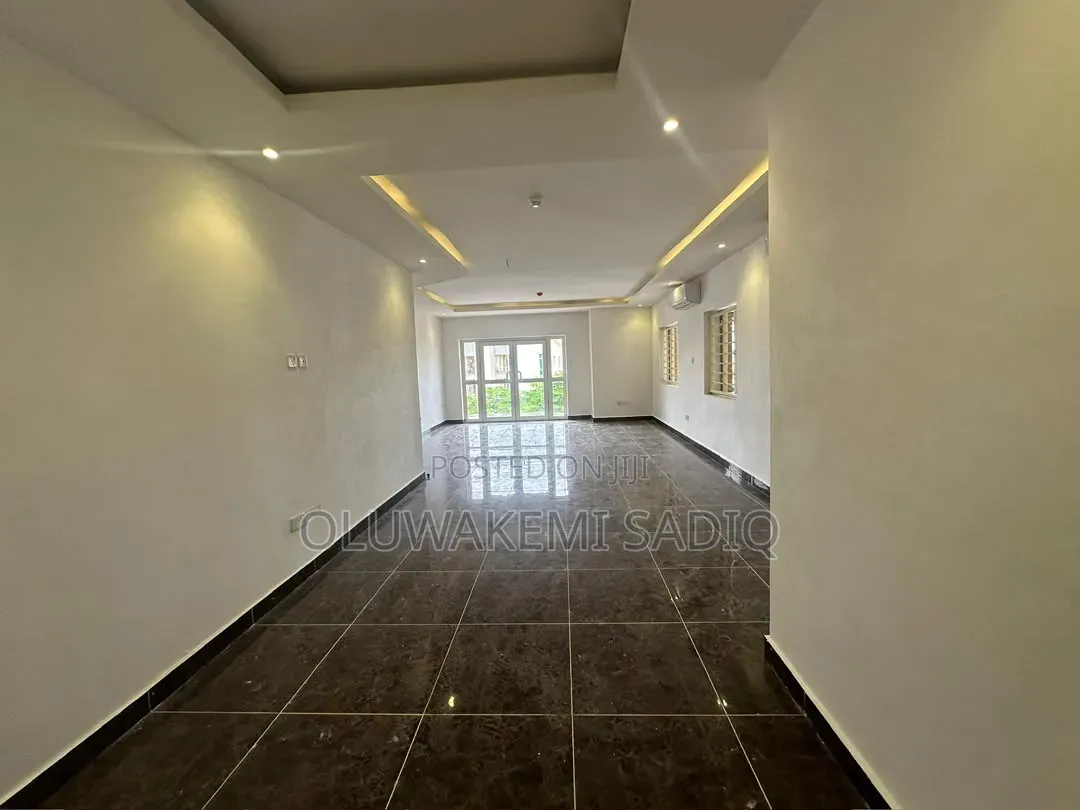 4bdrm Apartment in Banana Island Ikoyi for rent