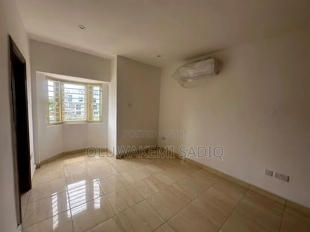 4bdrm Apartment in Banana Island Ikoyi for rent