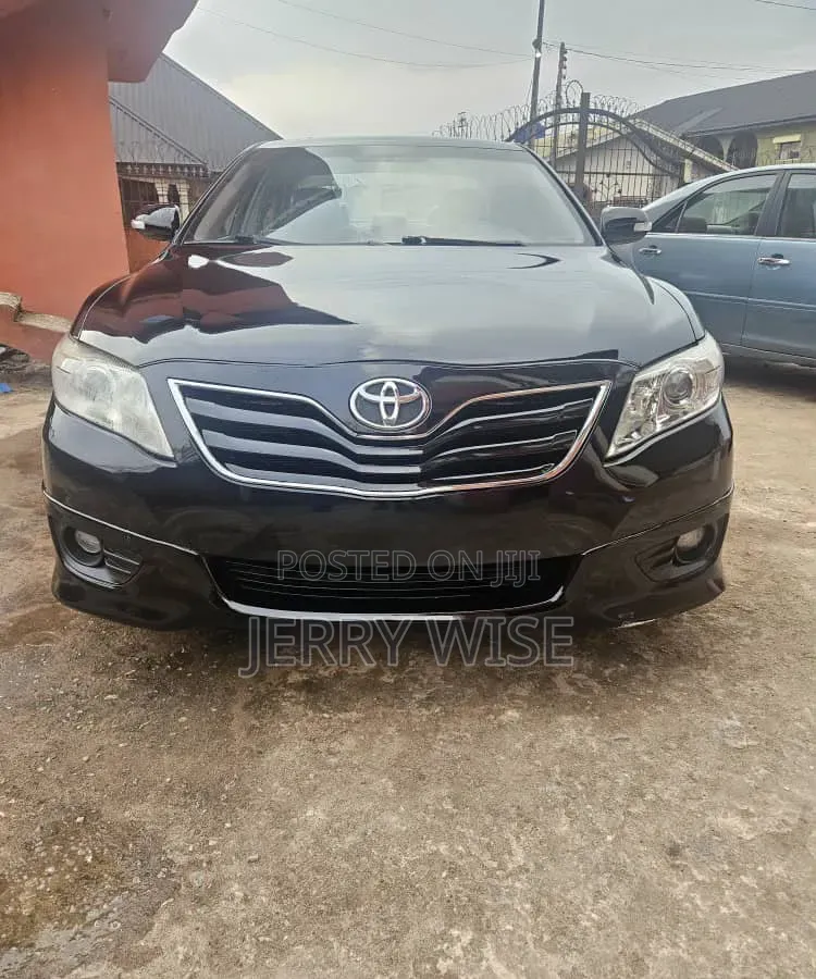 Toyota Camry 2011 Black