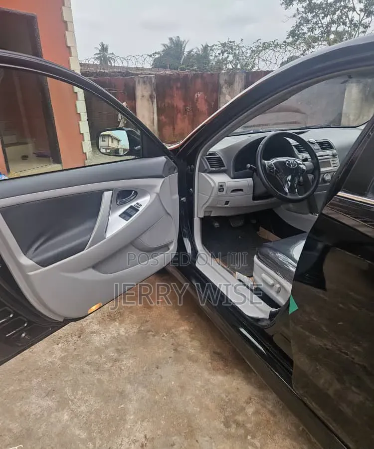 Toyota Camry 2011 Black