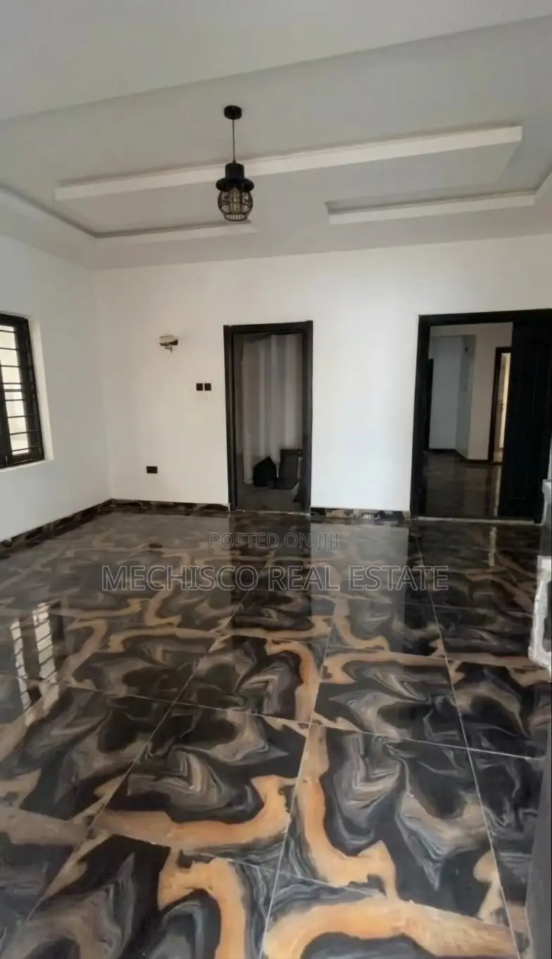 4bdrm Duplex in Rumuokwurusi for sale