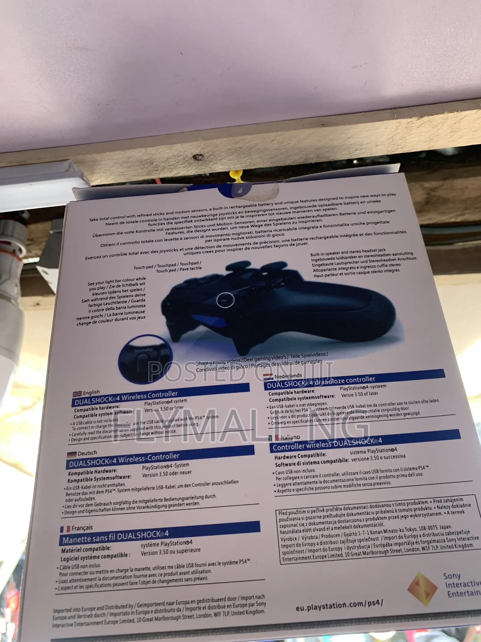 PlayStation 4 DualShock 4 Controller