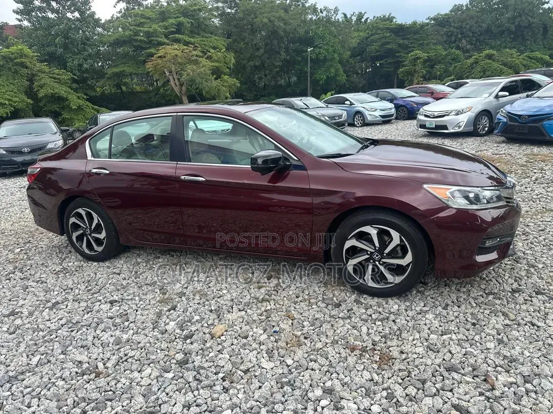 Honda Accord EX-L 4dr Sedan FWD (2.4L 4cyl 2A) 2017 Maroon