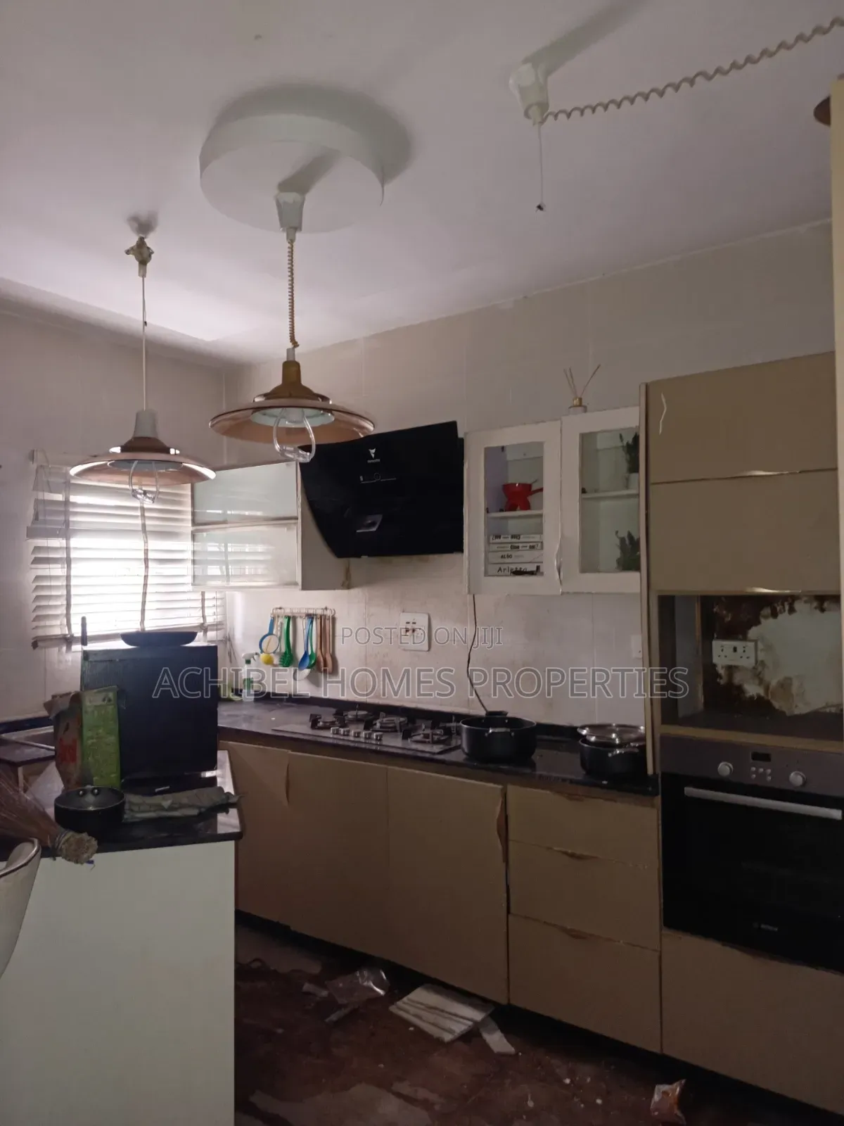 4bdrm Duplex in Chevron Alternative, Lekki Phase 2 for rent