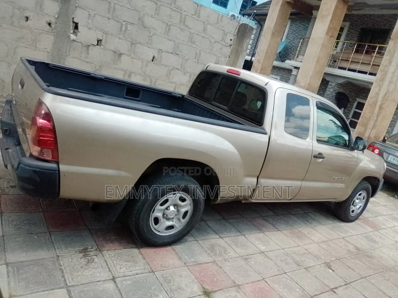Toyota Tacoma 2009 Gold