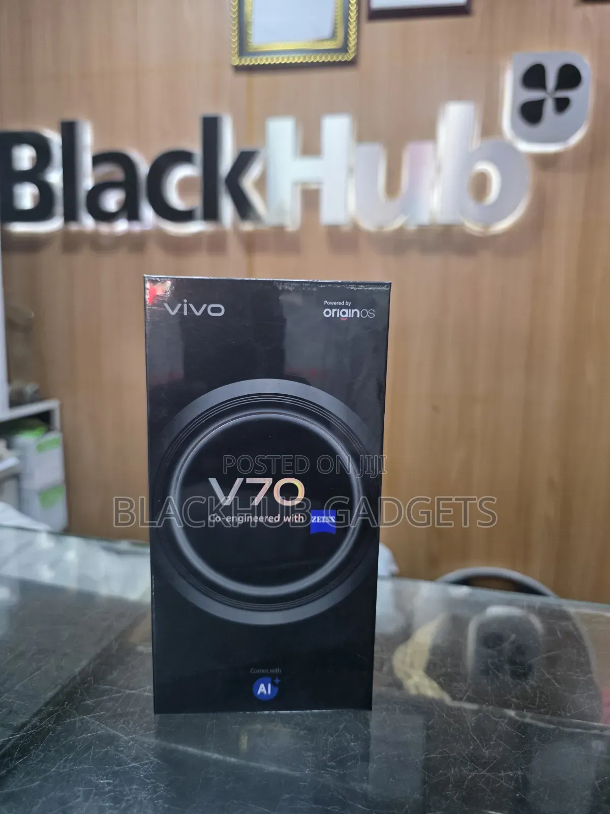 New Vivo V70 512 GB Black