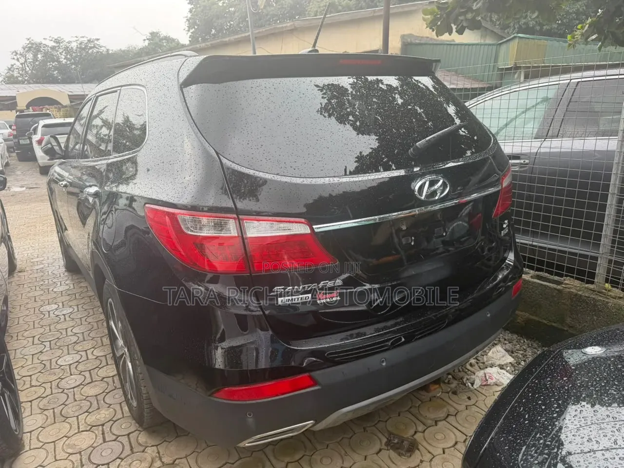 Hyundai Santa Fe 2016 Black