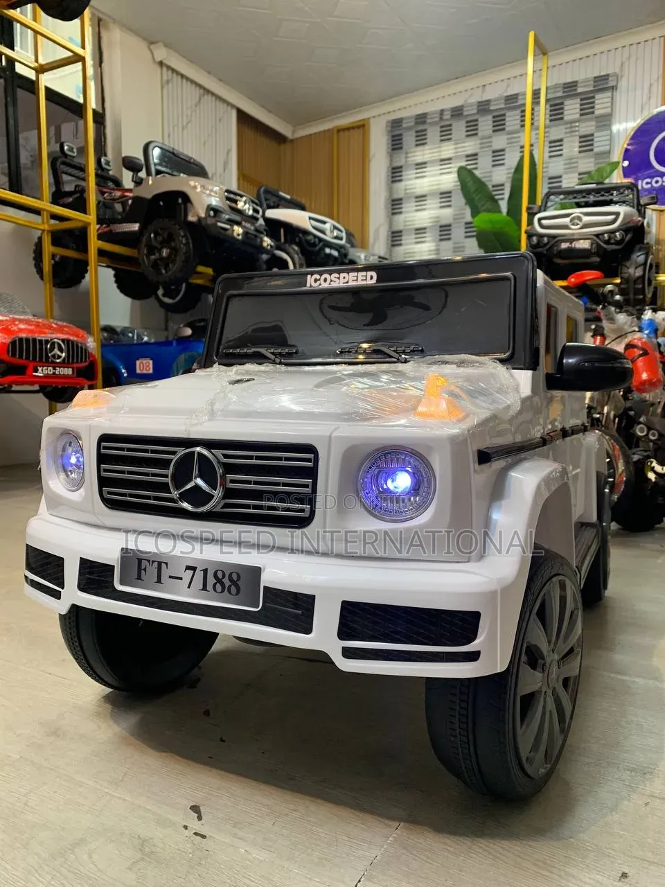 White Mercedes-Benz G-Wagon for Kids Age 1-5 With Remote Control