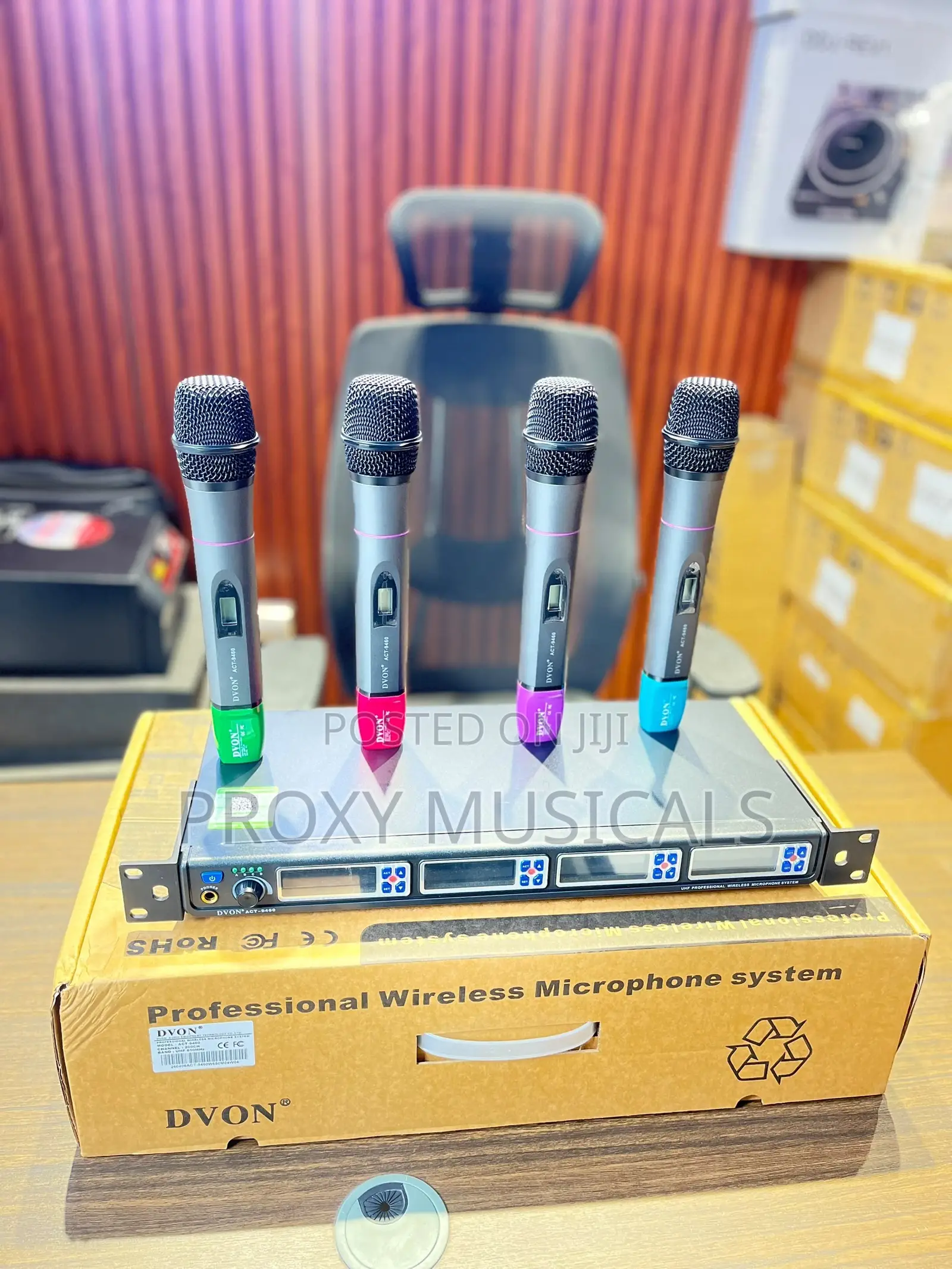 Divon 4-in-1 Wireless Microphone System