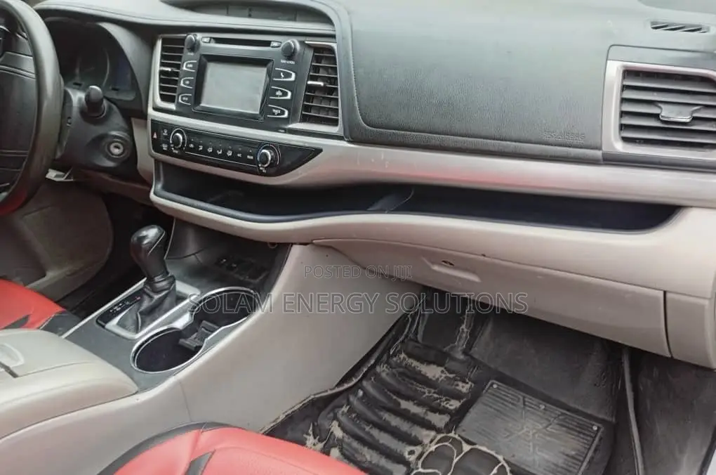 Toyota Highlander 2015 Silver